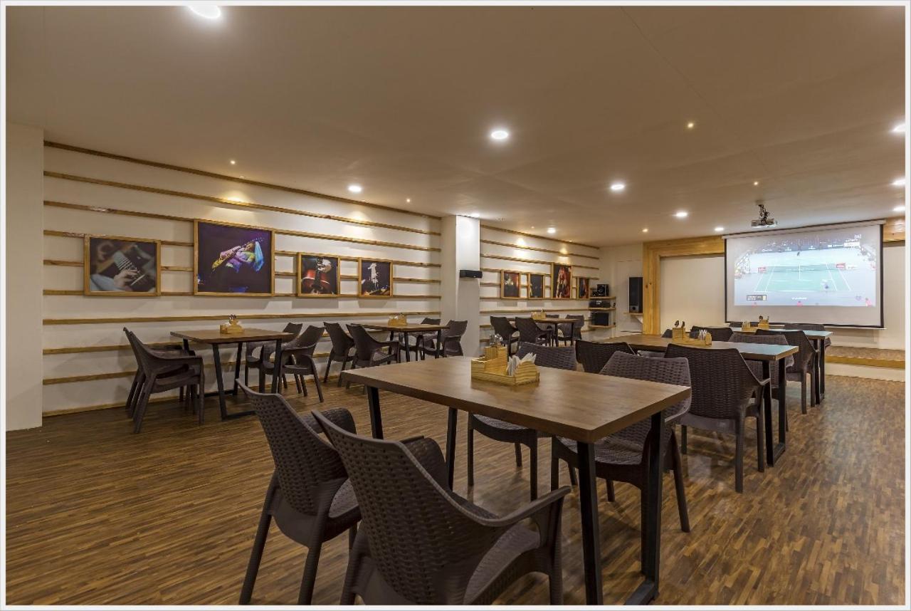 Hotel Green Field Satara Buitenkant foto